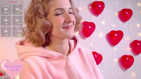 Snapshot of kisskiss_muah chatting on February 14, 2:23 pm Kate  online show from February 14, 2:23 pm