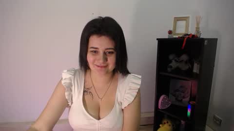 kissleoxx online show from December 15, 3:41 pm