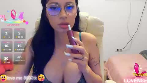 kisssnicol online show from November 7, 4:53 pm