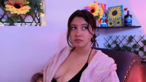 Helena and Brad online show from April 19, 9:39 pm