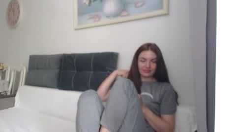 Im Amaia   Everyone Merry Christmas  online show from July 25, 8:56 am