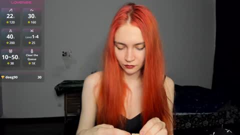 Kitsune online show from December 13, 6:49 pm