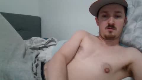 kittenfoxxx online show from November 14, 3:25 pm