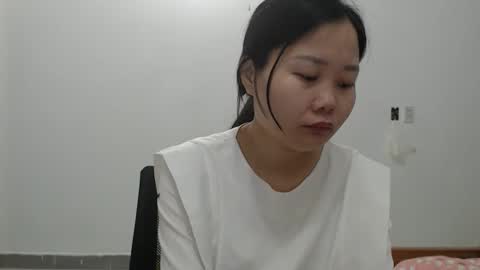 kitti_baby2x online show from April 18, 4:03 am