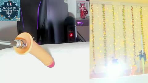 Kitty online show from April 22, 10:33 am