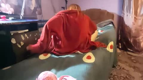 Kitti online show from February 21, 5:49 pm