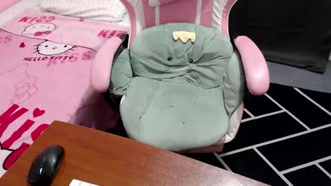 Kate online show from October 30, 4:51 pm