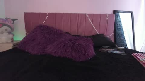 kitty_kryss online show from February 27, 8:23 pm