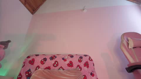 kitty_kryss online show from April 11, 5:06 pm