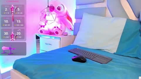 kitty_love01 online show from November 6, 12:41 pm