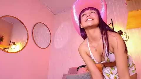 KITTY online show from July 13, 3:37 pm