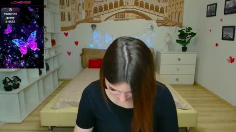 Kate online show from April 9, 12:00 pm