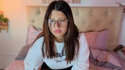 K I T T Y   online show from March 7, 8:53 pm