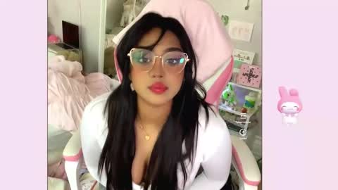 kittybun7 online show from May 29, 6:39 pm
