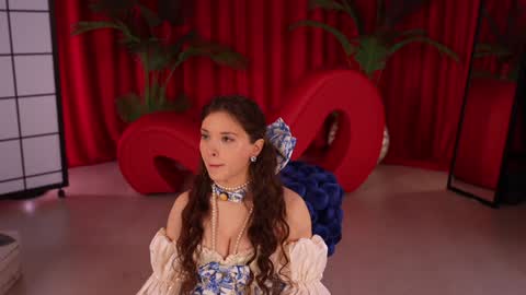 Snapshot of kittycaitlin chatting on October 20, 8:03 pm Katya online show from October 20, 8:03 pm