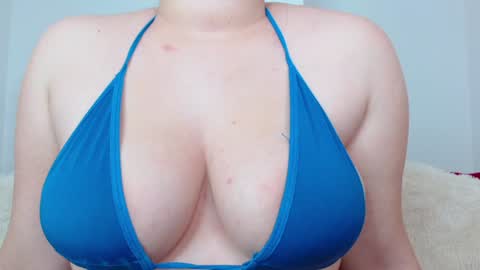  Ariana  online show from January 12, 10:12 pm