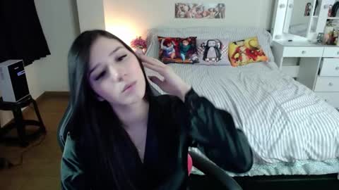 Isabel online show from April 19, 8:22 pm