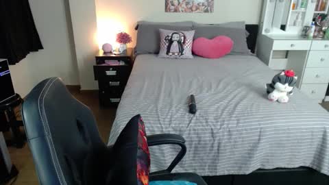 Isabel online show from February 15, 2:14 am