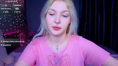 kittykendall online show from June 17, 6:24 pm