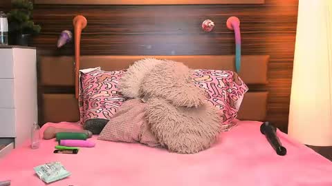 Kitty Sprinkles online show from May 21, 7:31 pm