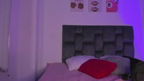 kitty online show from June 4, 6:36 pm