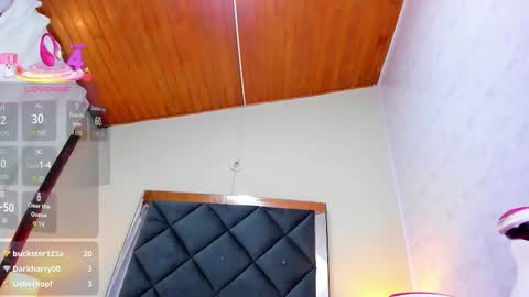 Snapshot of kittyy_babee chatting on October 20, 4:34 pm kitty online show from October 20, 4:34 pm