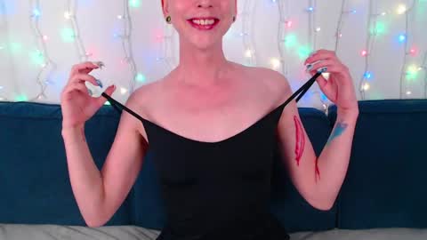 Emma Fox online show from April 27, 6:00 am