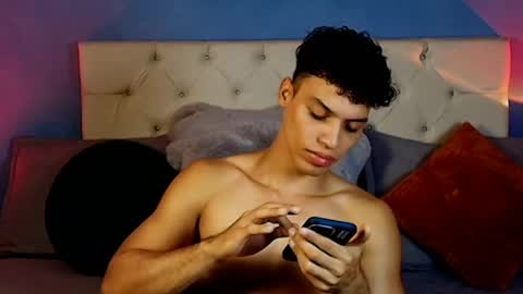 klaton__ online show from April 21, 1:42 am