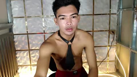 KLEIN online show from March 5, 5:44 pm