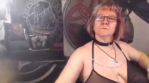 Michelle online show from November 27, 6:48 pm