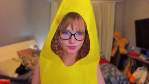 Snapshot of klementinagirl chatting on September 20, 8:45 pm Klementinafanslyklementina6661 online show from September 20, 8:45 pm