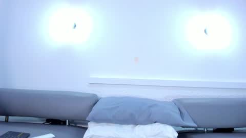 Kleo online show from March 31, 1:50 am