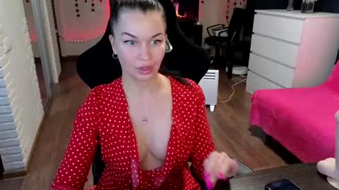 Alisa.         online show from March 12, 7:25 pm