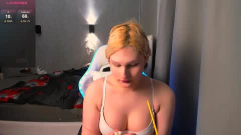 Klin online show from October 24, 9:37 pm