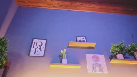 KLOE online show from March 12, 1:42 am