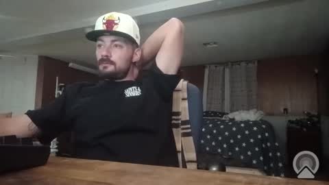 LOUiViLAN online show from September 22, 9:24 am