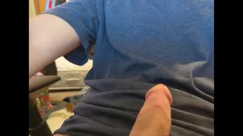 kniloc online show from February 18, 7:30 pm