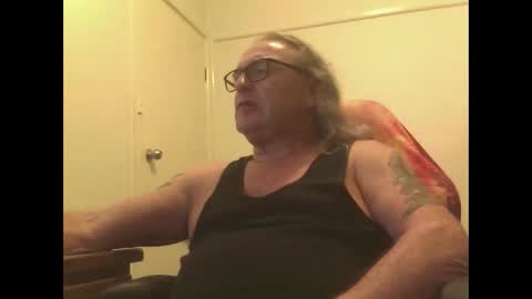 knobout online show from April 23, 2:51 pm