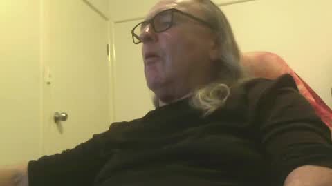 knobout online show from July 15, 12:32 pm