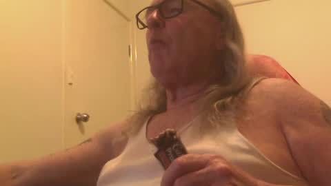 knobout online show from July 27, 10:45 am