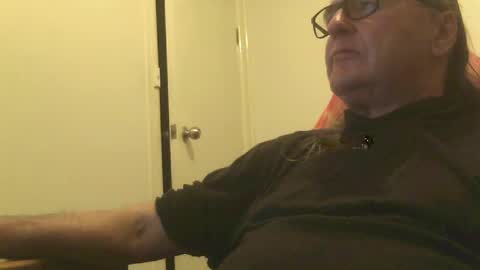 knobout online show from June 25, 8:52 am