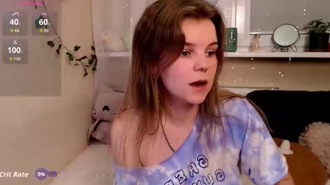 Snapshot of komorebbi chatting on September 18, 12:03 am Marta online show from September 18, 12:03 am