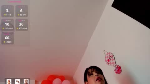 konie Diaz online show from May 9, 6:25 pm