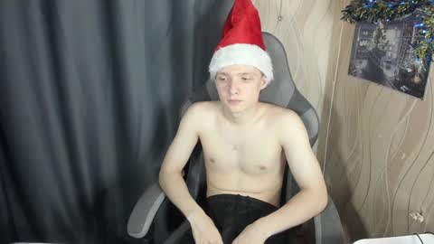 konnor_deviant online show from December 25, 1:53 am