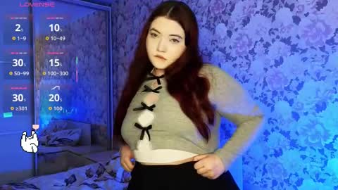 Noa online show from December 21, 2:12 pm