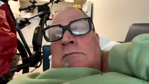 korysmith568 online show from September 13, 8:44 pm