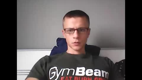 Kourii online show from December 7, 1:46 pm