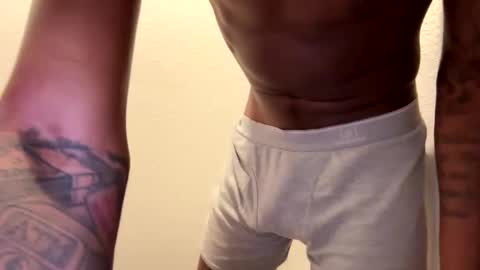 kreamiepie online show from March 8, 11:49 pm