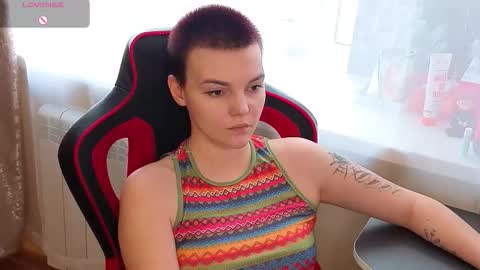 krisneal online show from February 20, 9:33 am