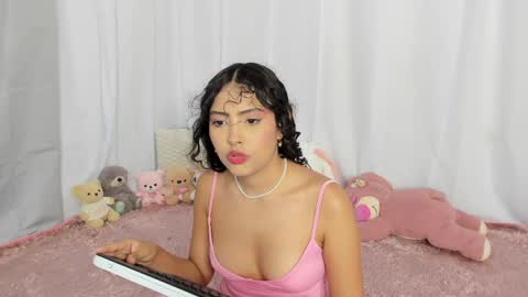 SammyKrissell online show from April 4, 3:57 am